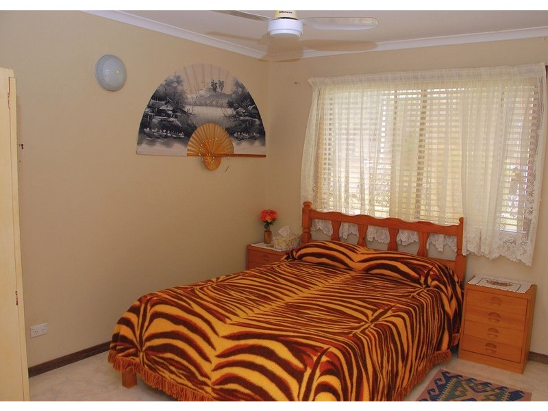 10 Byron St, Scarness QLD 4655