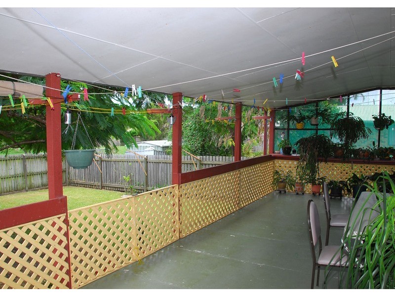 10 Byron St, Scarness QLD 4655