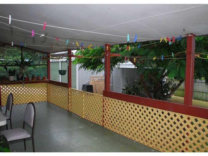 10 Byron St, Scarness QLD 4655