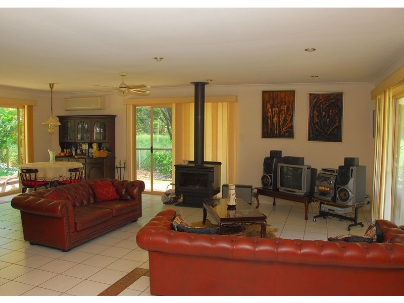 445 O’Regan Creek Rd, Toogoom QLD 4655