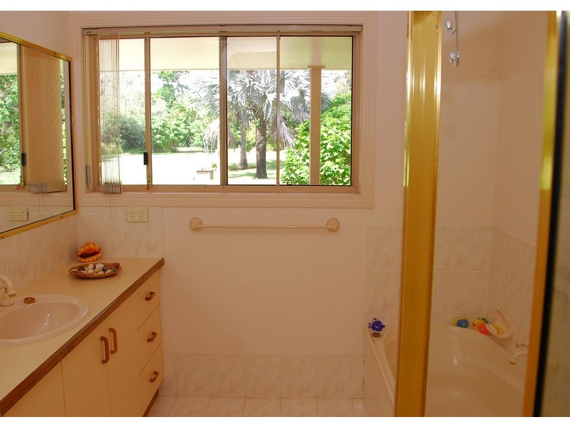 445 O’Regan Creek Rd, Toogoom QLD 4655