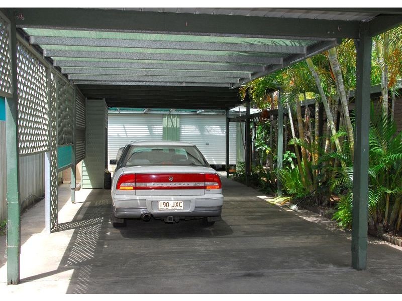 5 Sandalan Way, Urangan QLD 4655