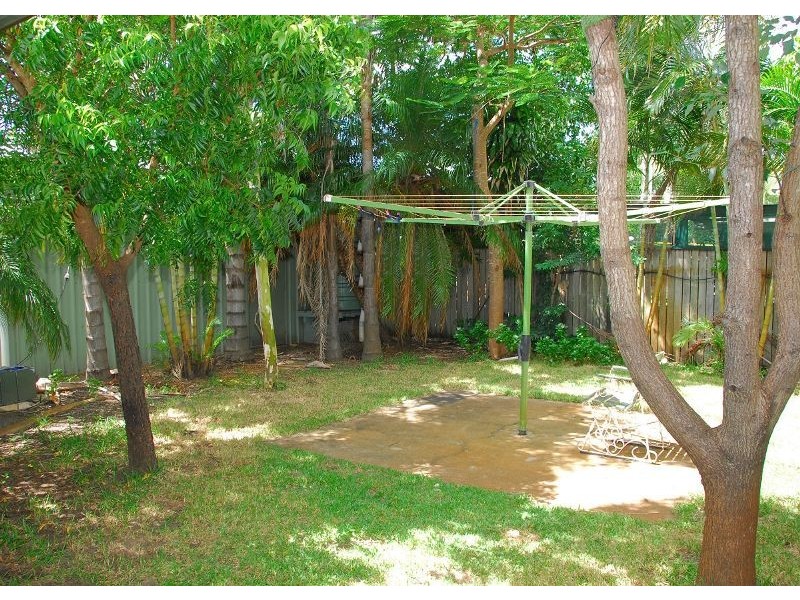 5 Sandalan Way, Urangan QLD 4655