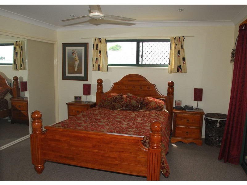 9 Whipbird Court, Urangan, Urangan QLD 4655