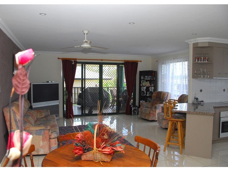 9 Whipbird Court, Urangan, Urangan QLD 4655