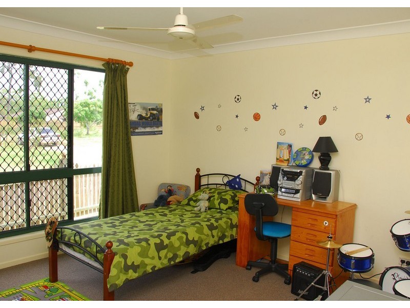 9 Whipbird Court, Urangan, Urangan QLD 4655