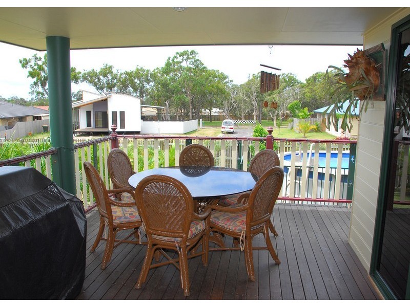 9 Whipbird Court, Urangan, Urangan QLD 4655