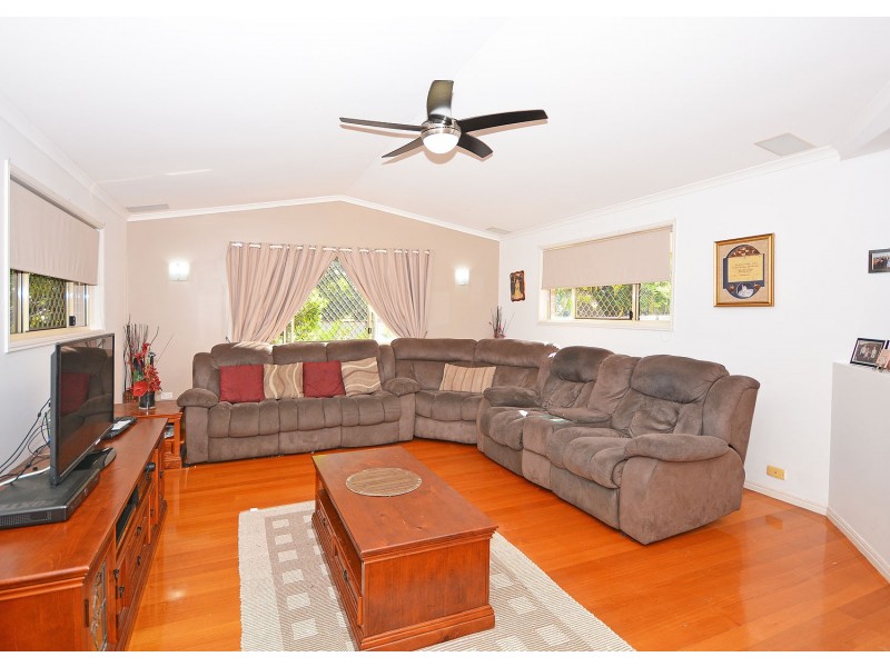 19 Meadow Drive, Dundowran Beach QLD 4655