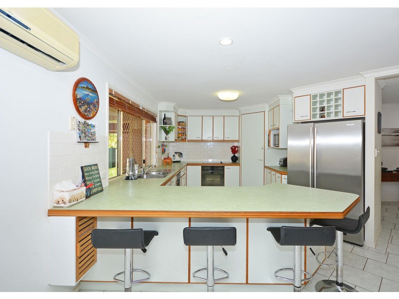 19 Meadow Drive, Dundowran Beach QLD 4655