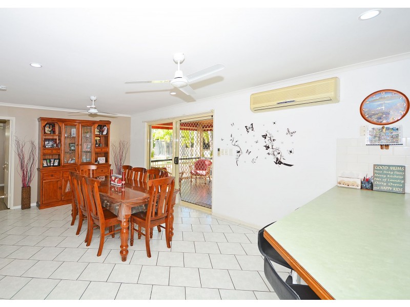 19 Meadow Drive, Dundowran Beach QLD 4655