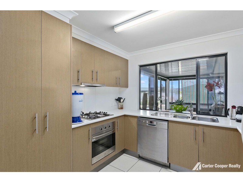 1/8 Golden Grove Court, Eli Waters QLD 4655