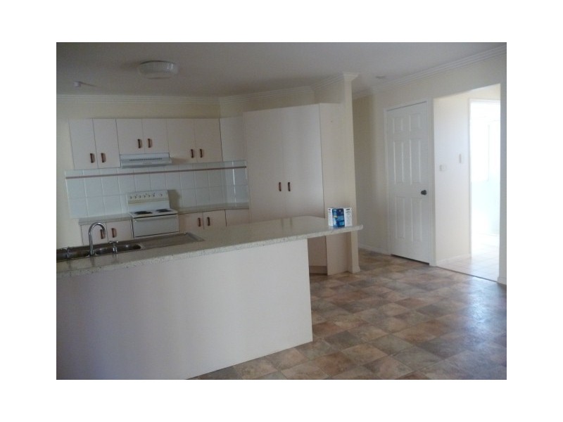 7 Thornbill Drive, Eli Waters QLD 4655