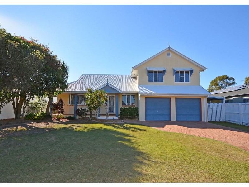 7 Oriole Court, Eli Waters QLD 4655