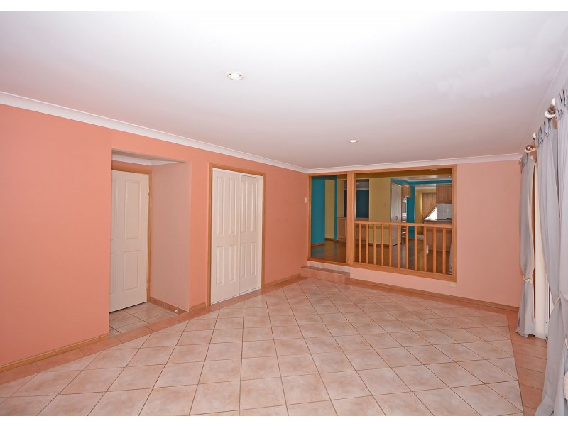 7 Oriole Court, Eli Waters QLD 4655