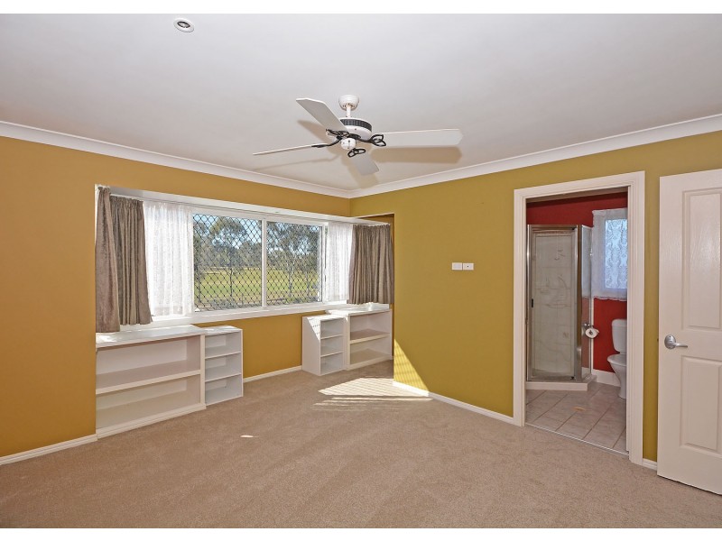 7 Oriole Court, Eli Waters QLD 4655