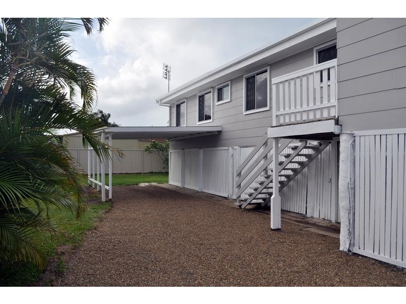 127 Pulgul Street, Urangan QLD 4655