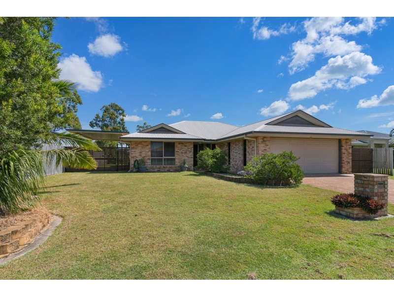 19 Archer Drive, Point Vernon QLD 4655