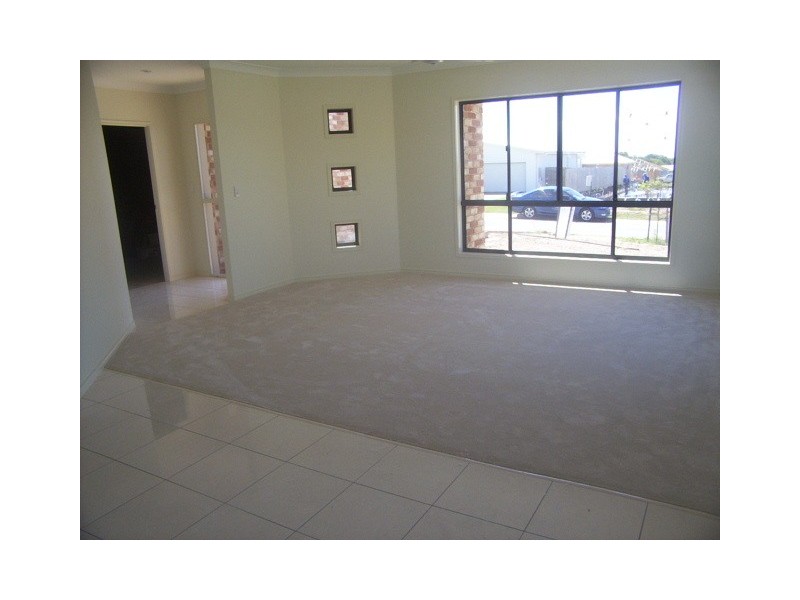 10 Teresa Street, Wondunna QLD 4655