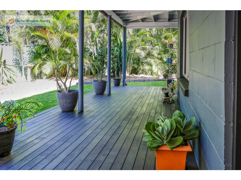 1 Kingfisher Parade, Toogoom QLD 4655