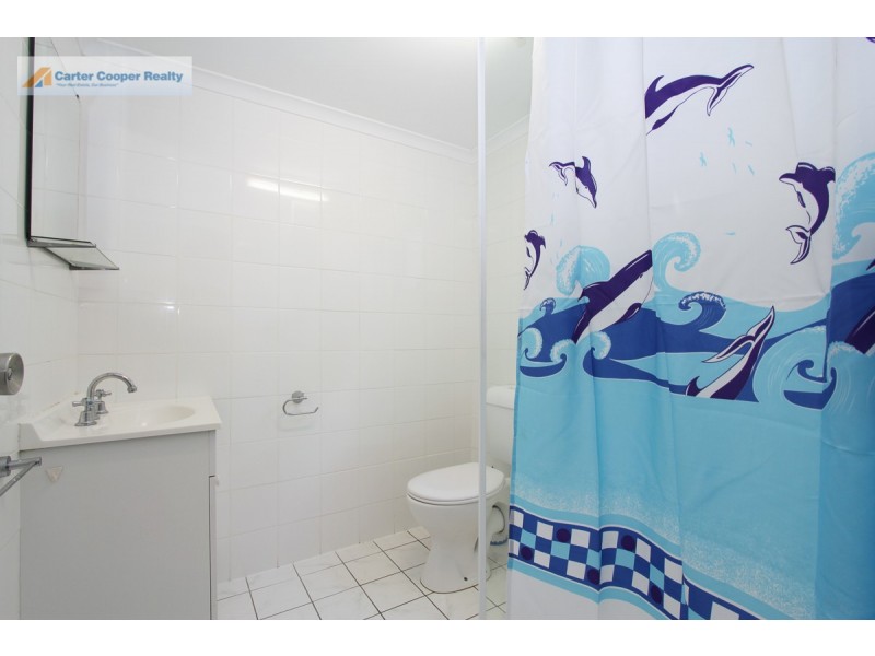 1 Kingfisher Parade, Toogoom QLD 4655