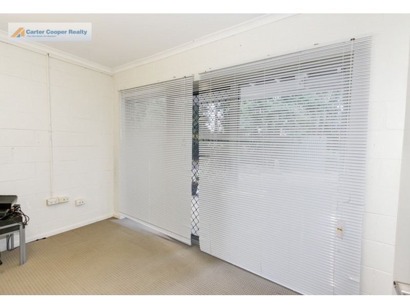 1 Kingfisher Parade, Toogoom QLD 4655