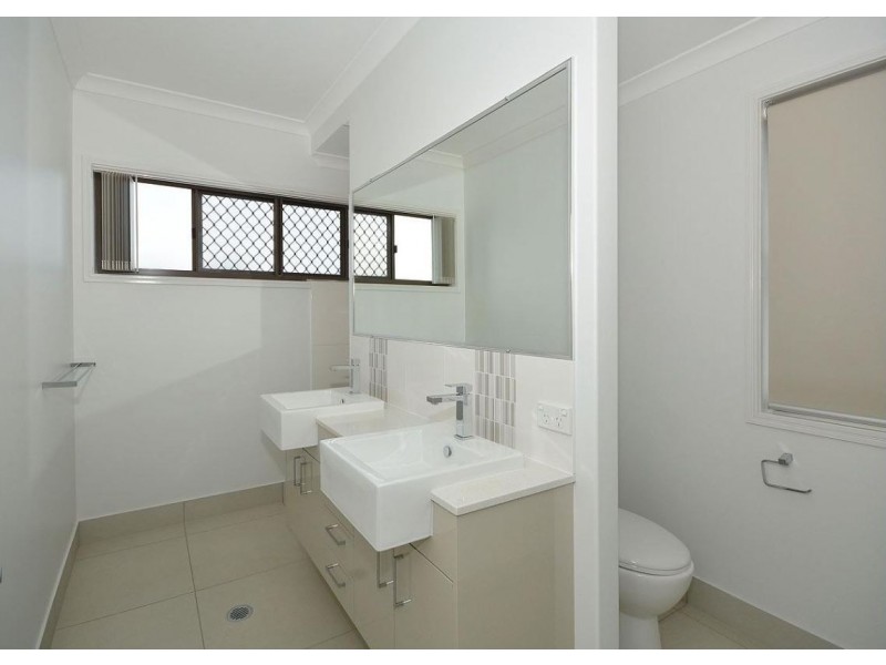 20 Bronte Place, Urraween QLD 4655