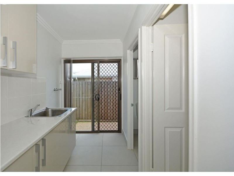 20 Bronte Place, Urraween QLD 4655