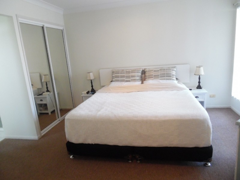 5 Gatakers Lane, Point Vernon QLD 4655