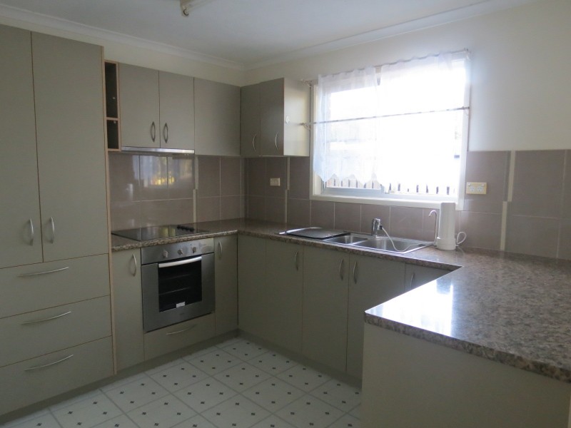 51 Murphy Street, Point Vernon QLD 4655