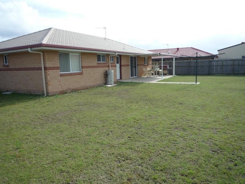4 Sirius Court, Eli Waters QLD 4655