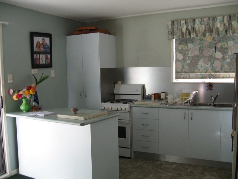 25 Urangan St, Torquay QLD 4655