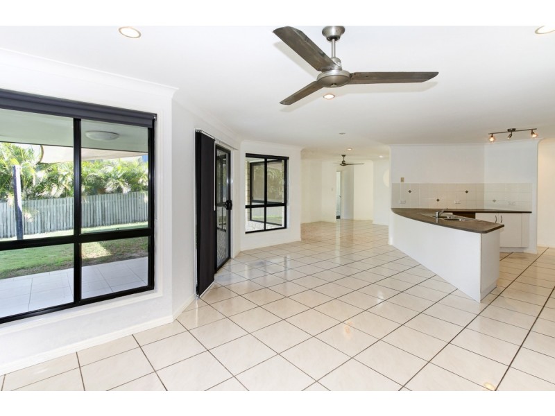 81 Gundesen Drive, Urraween QLD 4655