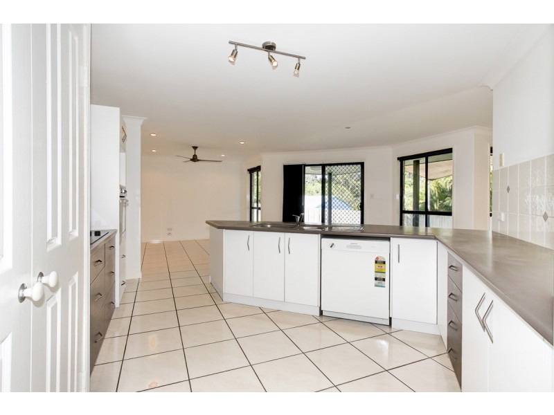 81 Gundesen Drive, Urraween QLD 4655