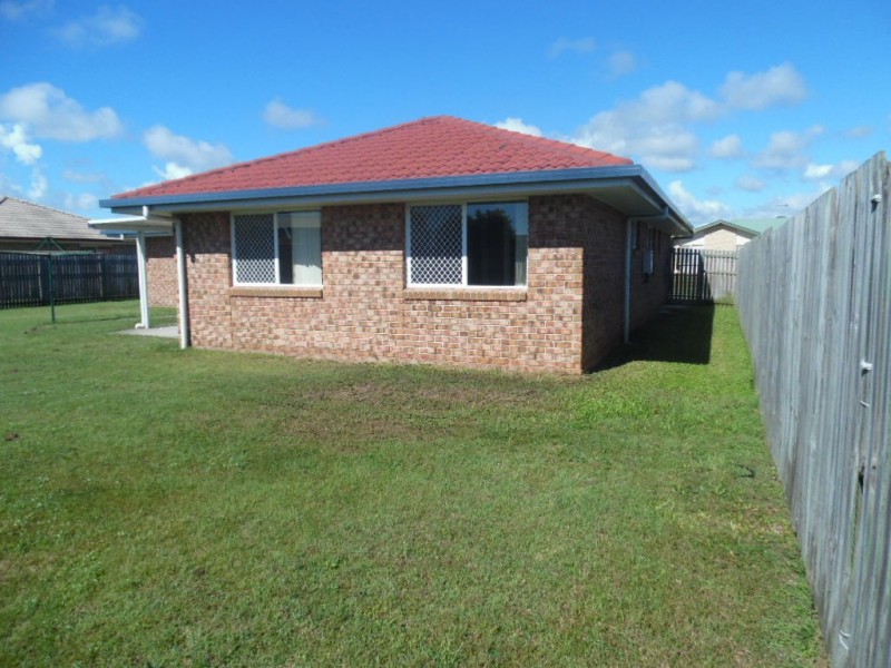 40 Bunya Court, Eli Waters QLD 4655