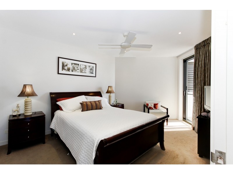 603/468 Esplanade, Torquay QLD 4655