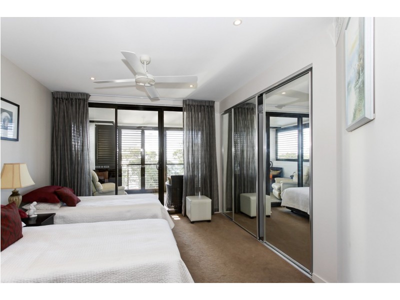603/468 Esplanade, Torquay QLD 4655