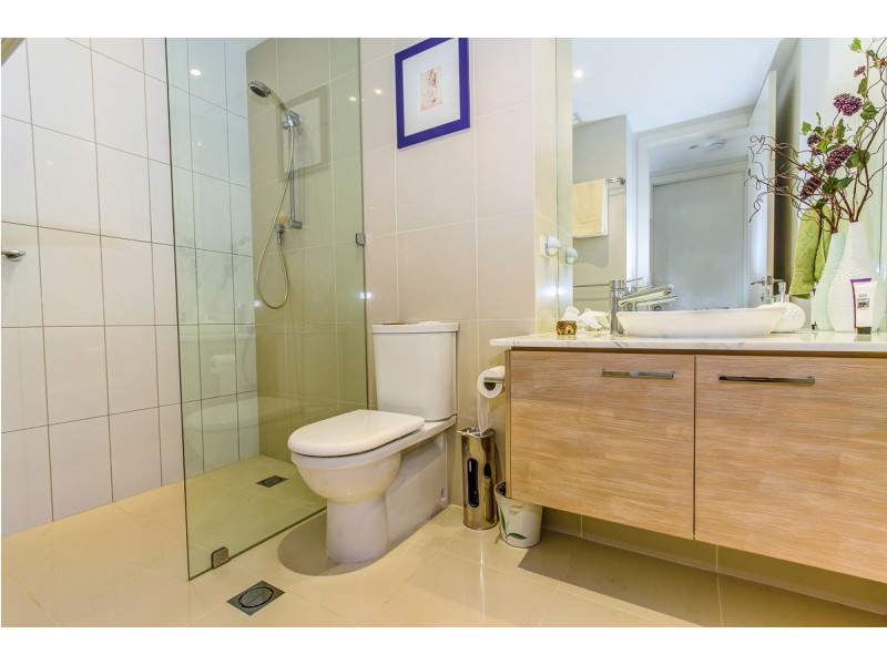 603/468 Esplanade, Torquay QLD 4655