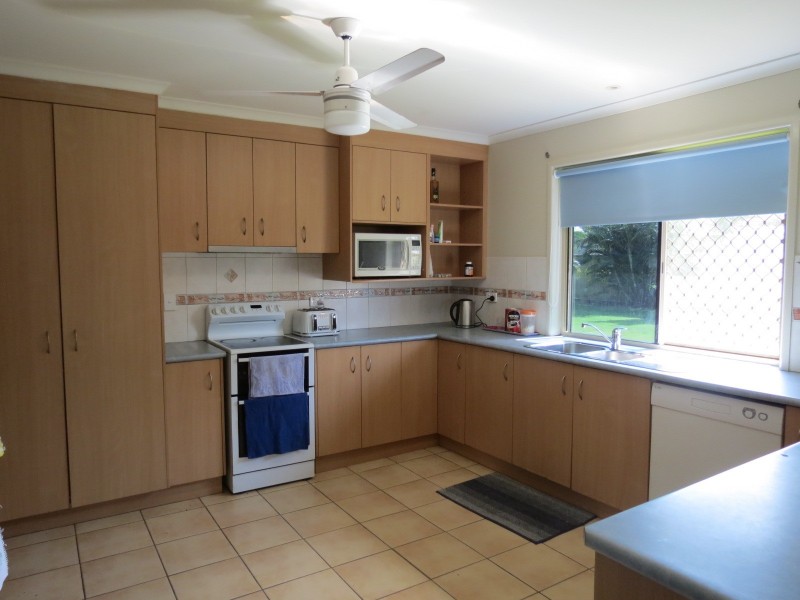 51 Carls Road, Dundowran QLD 4655