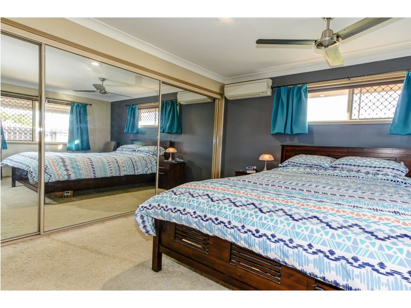 4 Elm Court, Kawungan QLD 4655