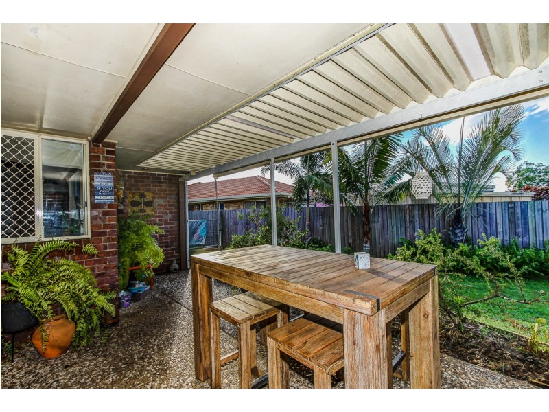 4 Elm Court, Kawungan QLD 4655