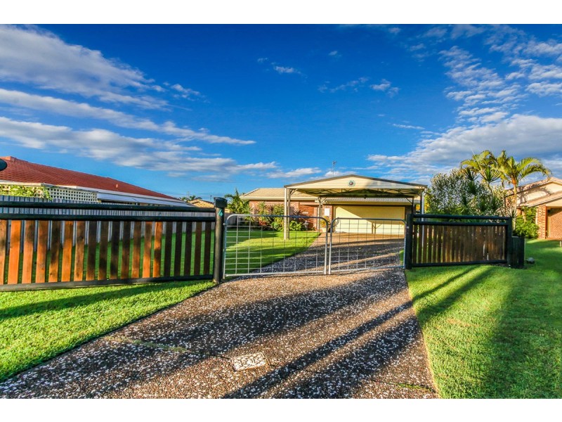 4 Elm Court, Kawungan QLD 4655
