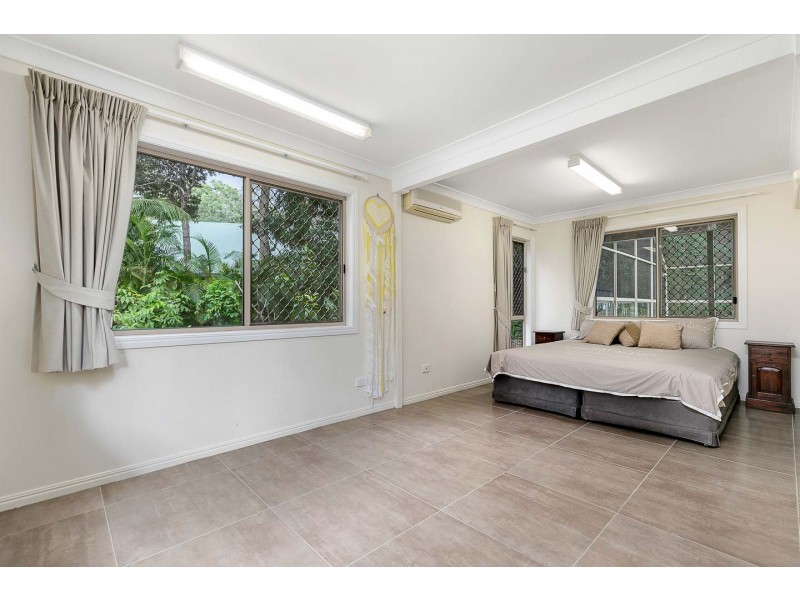 20 Palmwood Drive, Dundowran Beach QLD 4655