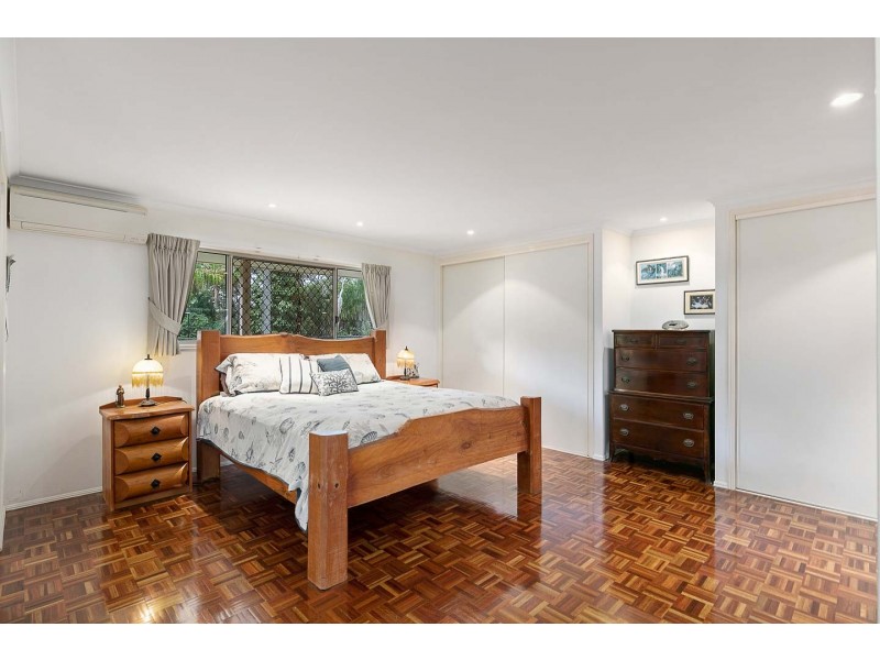20 Palmwood Drive, Dundowran Beach QLD 4655
