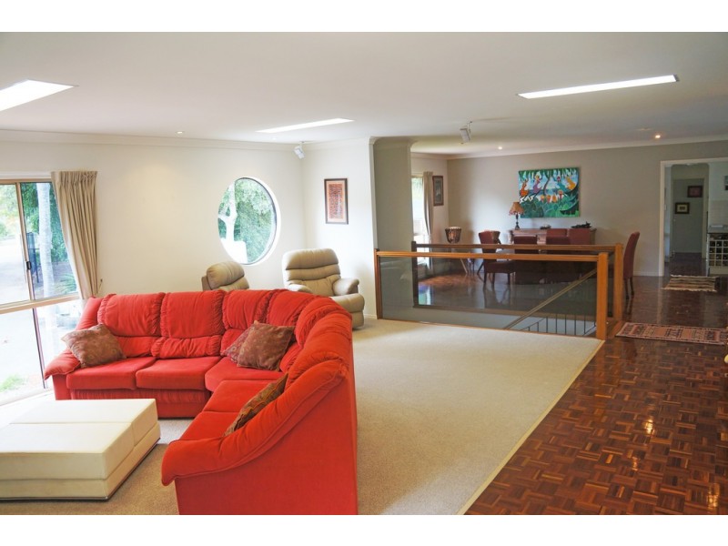 20 Palmwood Drive, Dundowran Beach QLD 4655