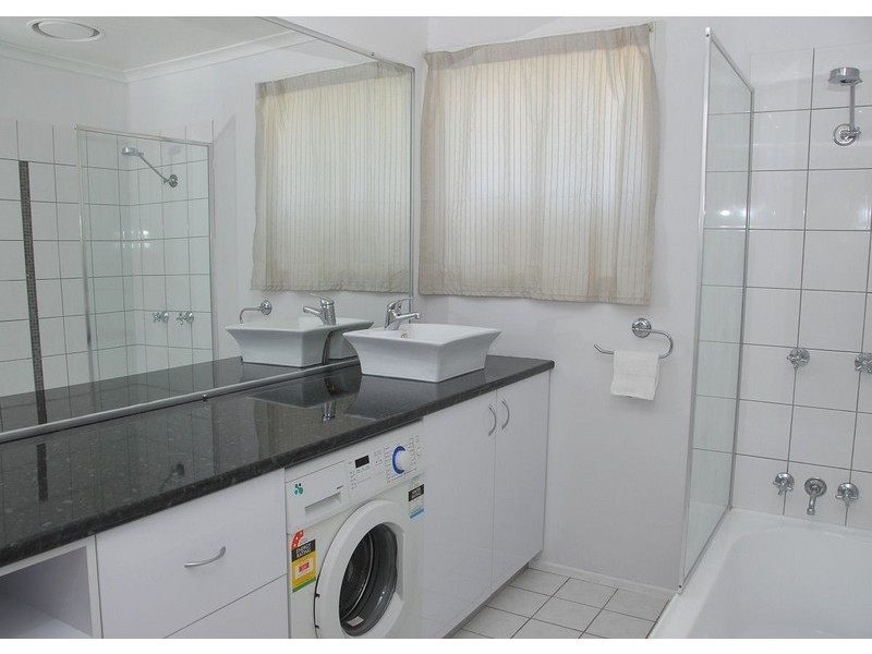 47 John Street, Scarness QLD 4655