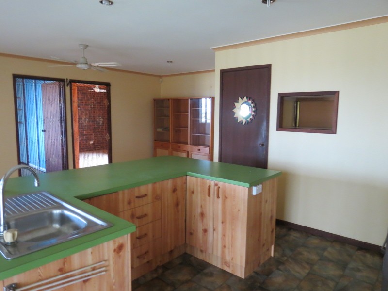 14 Jacobsen Outlook, Urraween QLD 4655