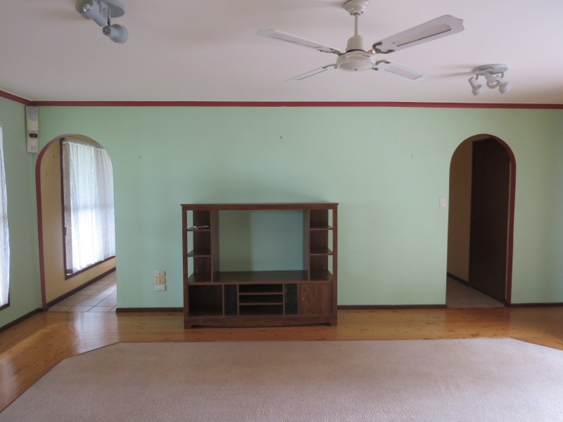 14 Jacobsen Outlook, Urraween QLD 4655