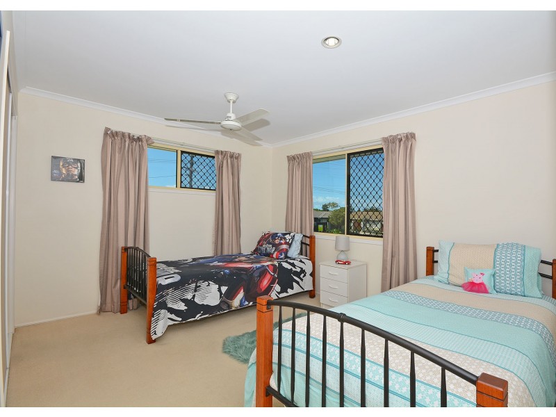 42 Vanda Street, Urangan QLD 4655