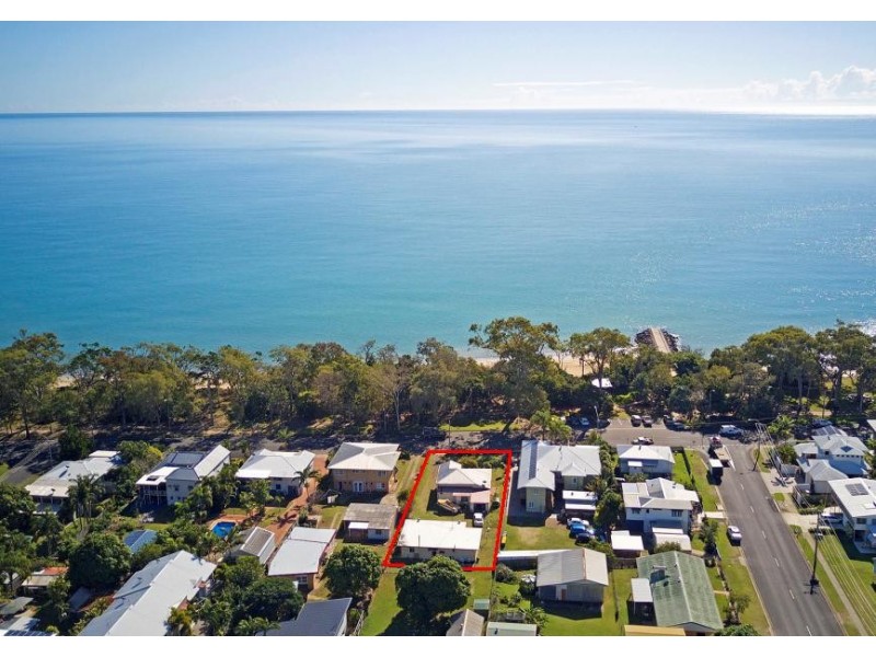 534 Esplanade, Urangan QLD 4655