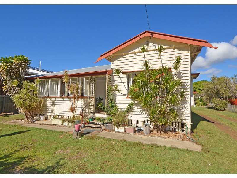 534 Esplanade, Urangan QLD 4655